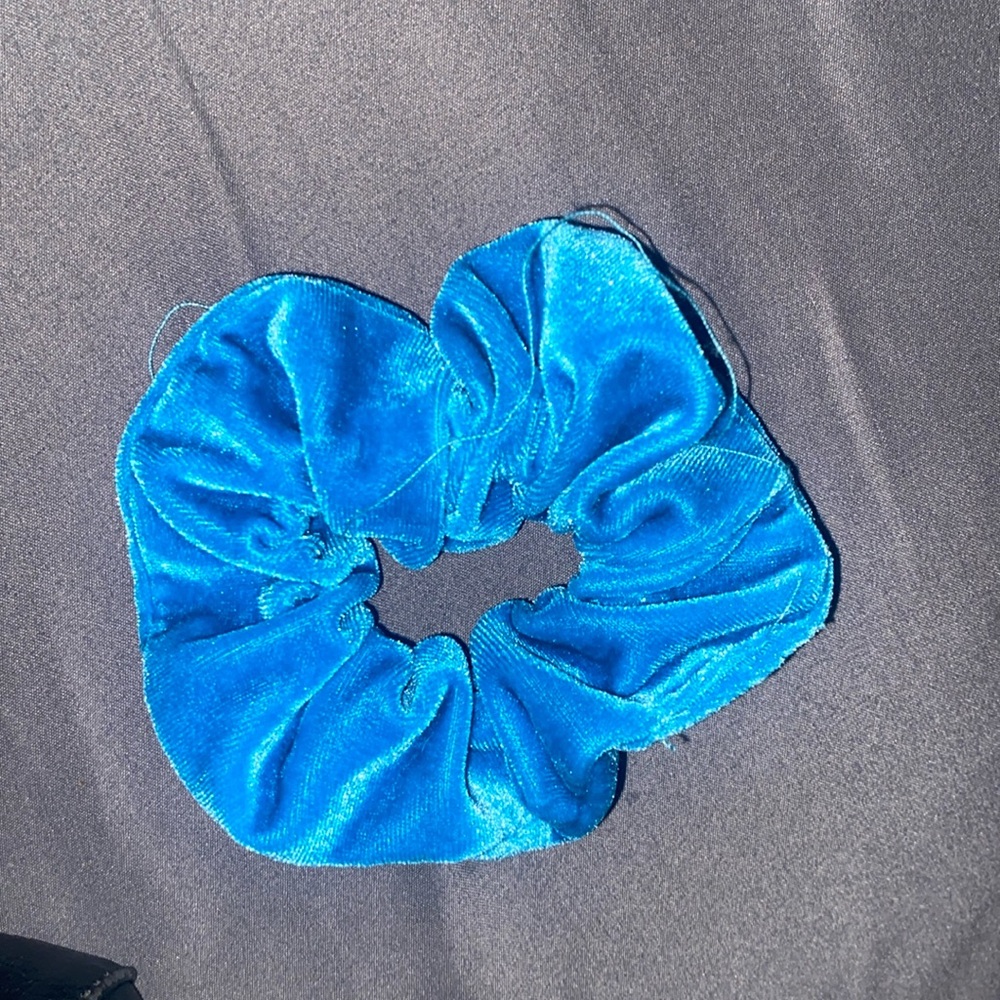 BLUE SCRUNHIE